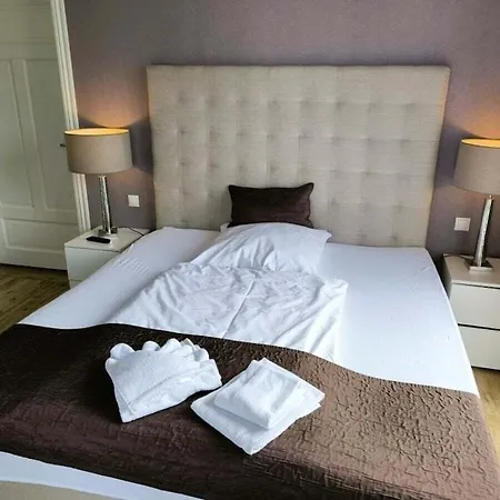 In Pauline No 8 Hébergement de vacances *