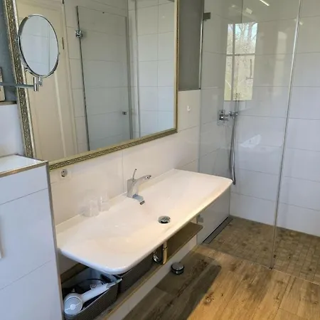 In Pauline No 8 Hébergement de vacances *